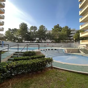 https://apartamento-en-salou-43840-2.catalonia-hotels.com