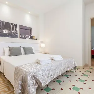 T2, Tirso De Molina, Luminoso Y Tranquilo Sevilla